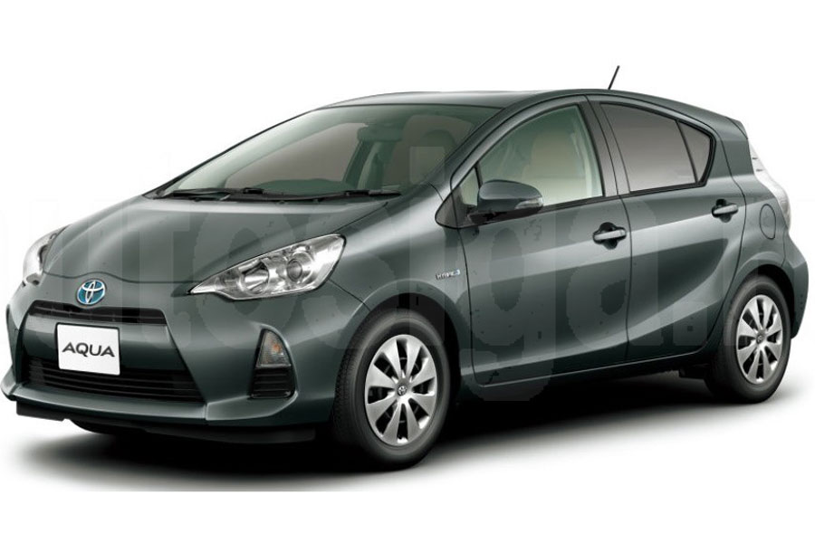 Toyota Aqua Hybrid 2016 с ключом и правым рулём: установка автосигнализации