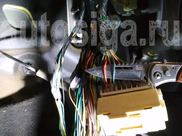 Установка автосигнализации на SsangYong Actyon Sports - подключение к центральному замку Установка автосигнализации на SsangYong Actyon Sports