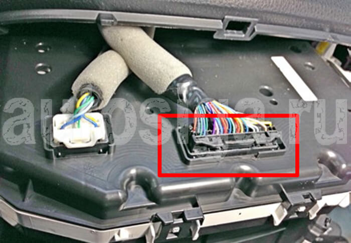 Местоположение разъёма для подключения к can Местоположение разъёма