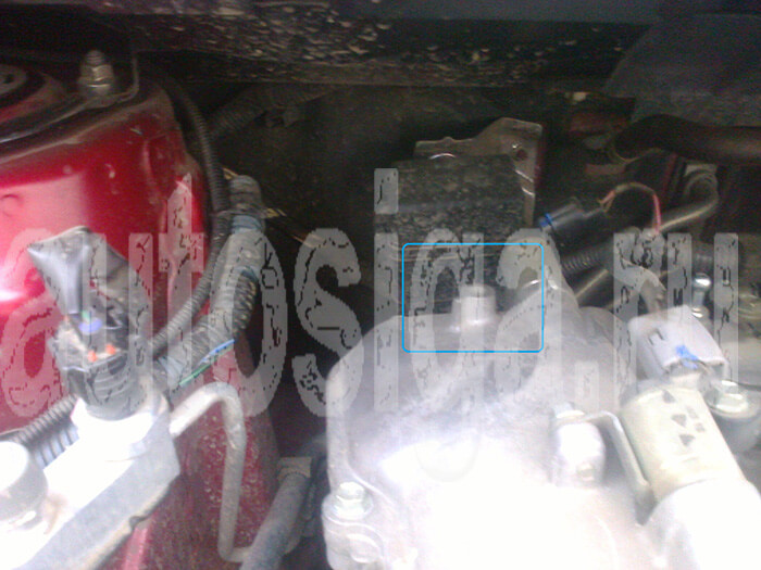 Установка сигнализации на Toyota Auris 2007-2011