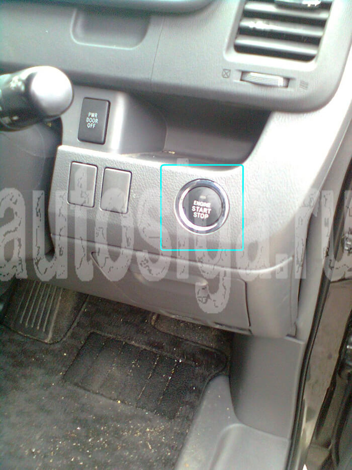 Установка сигнализации на Toyota Noah 2008