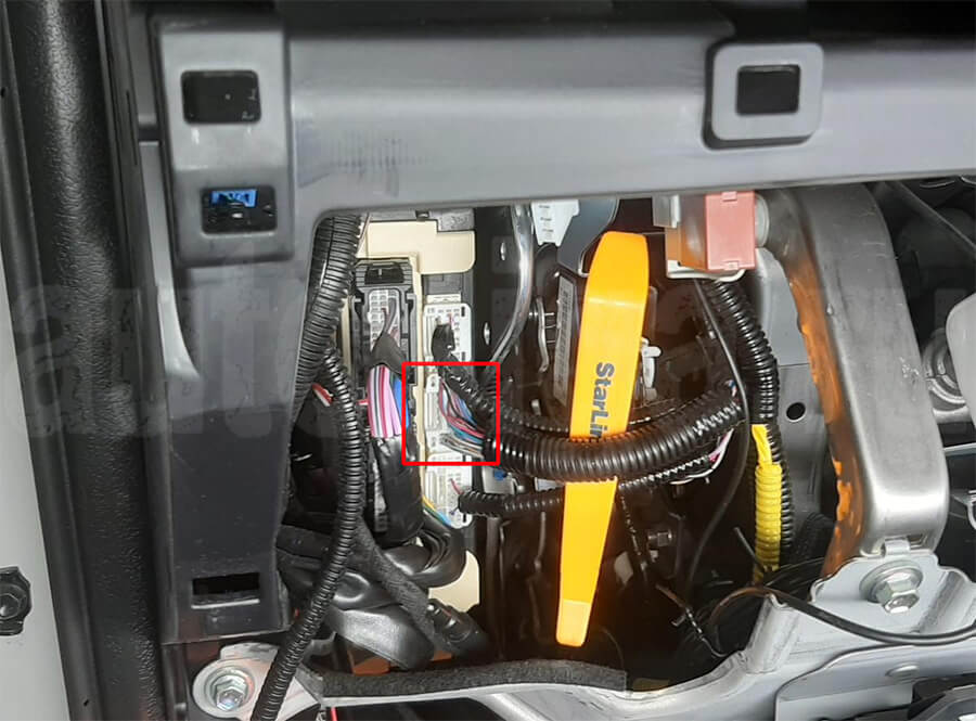 BCM Toyota Tundra 2021 Расположение блока BCM на Toyota Tundra 2021