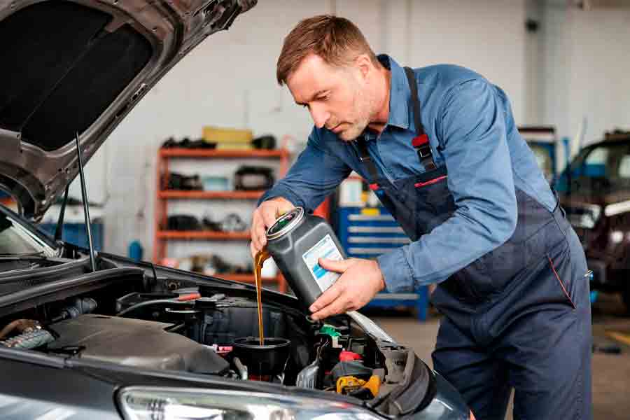 Зачем и когда менять масло в двигателе Зачем и когда менять масло в двигателе