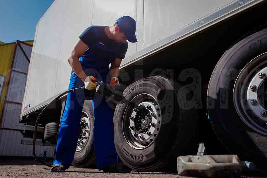 Выездной грузовой шиномонтаж Выездной грузовой шиномонтаж