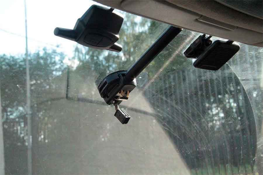 Датчики на лобовом стекле