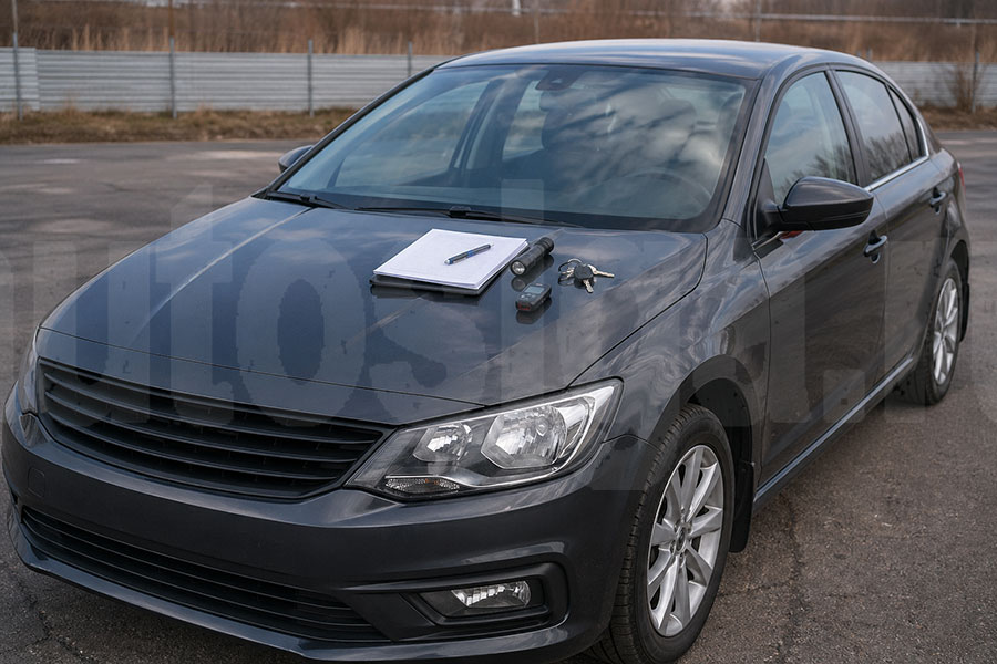 Как купить подержанную машину и проверить автомобиль перед сделкой
