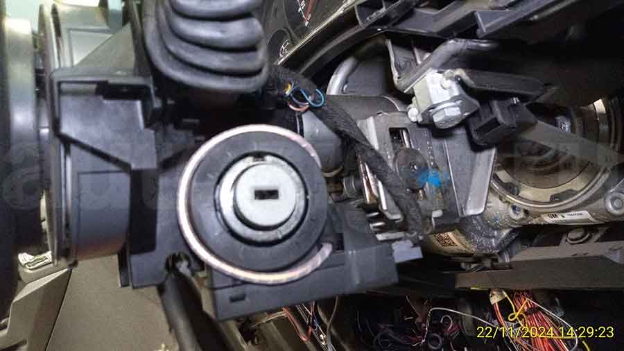 Опель Мерива 2008: обход иммобилайзера Opel Meriva 2008: обход иммобилайзера