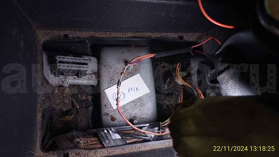 Опель Мерива 2008: ручной тормоз Opel Meriva 2008: ручник